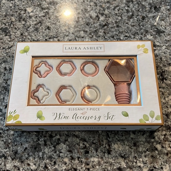 Laura Ashley Kitchen Laura Ashley Wine Accessory Set Poshmark